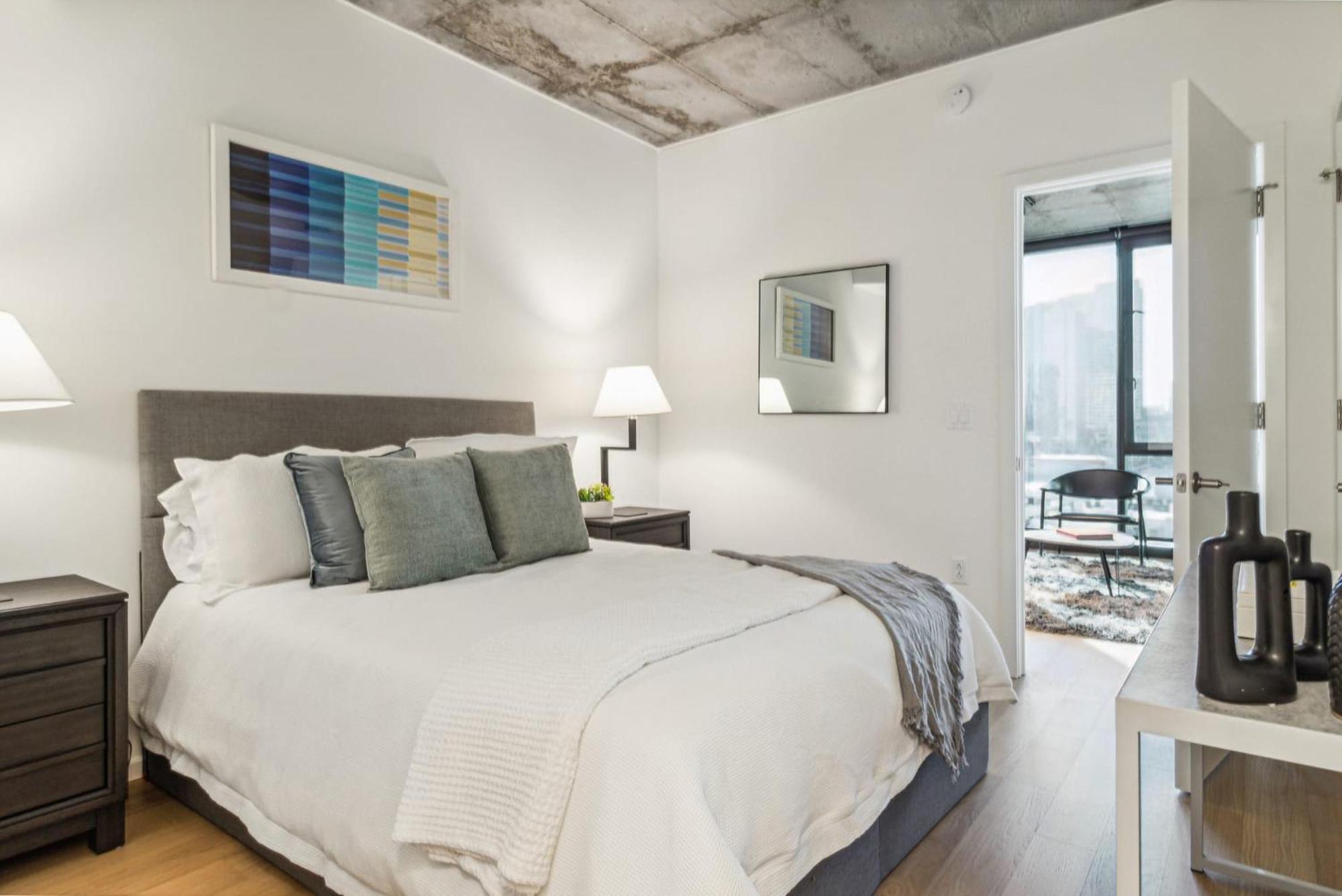 Contemporary City Living Apartments In Nashville Extérieur photo